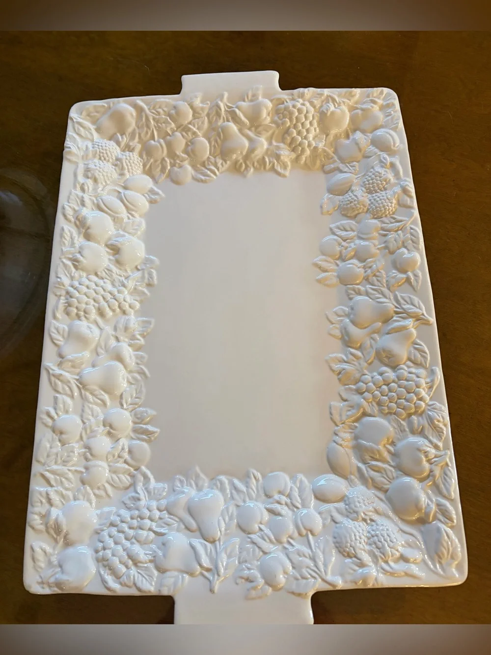 Vntg. Housewares Intl.  Ceramic Classics White Fruit Embossed Serving Platter